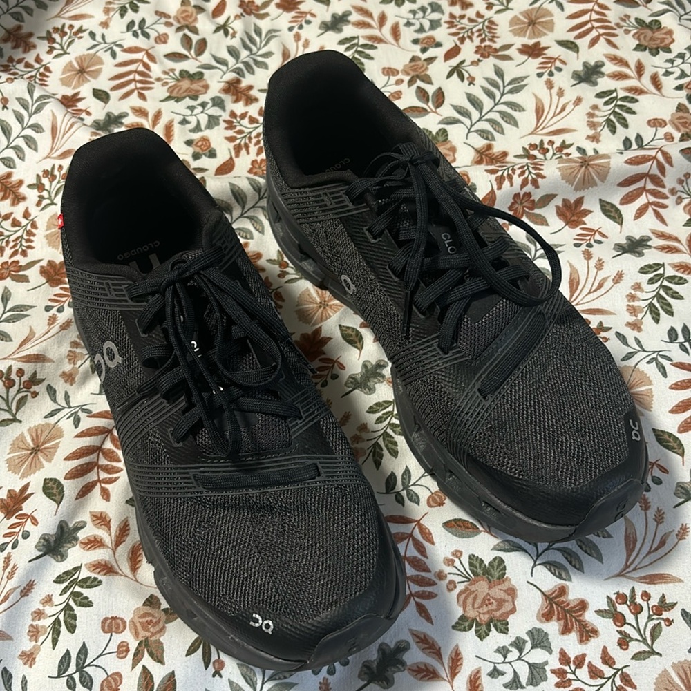OnCloud shoes
